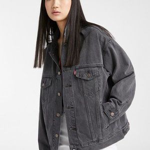 Levi’s Premium Trucker Dad Jacket Size S